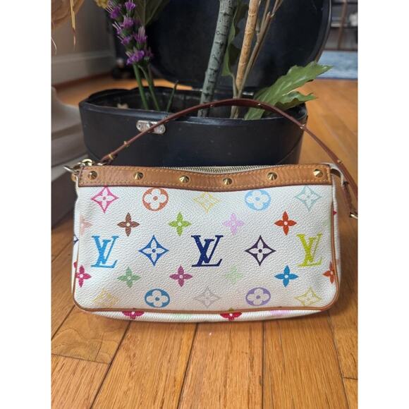 Louis Vuitton Accessoires Multicolor Pochette BAG (600 - Picture 1 of 11